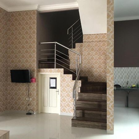 Villa Kusuma Hill A8 Бату Екстер'єр фото